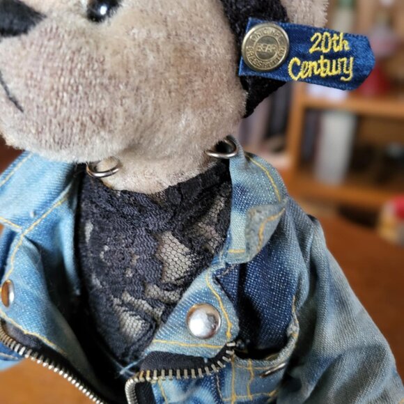 Roxy 1980's 20th Century Collectibles Bear by Pickford Brass Button Bears TM - Picture 12 of 13